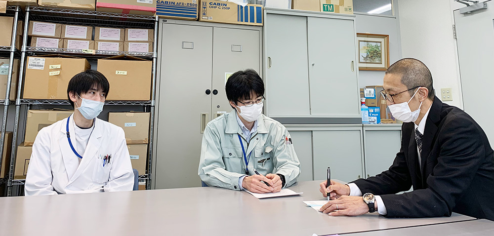 北海道薬剤師会公衆衛生検査センター 生活衛生グループ様インタビュー風景